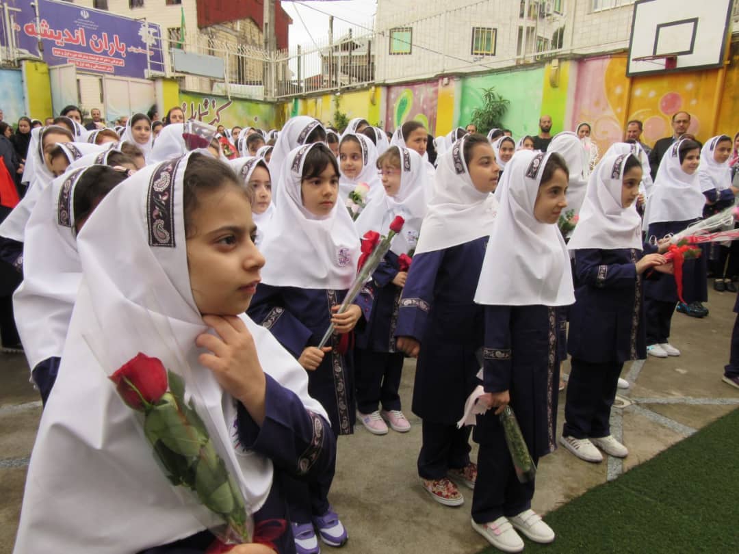 جشن آغاز سال تحصیلی 99-98 در باران اندیشه